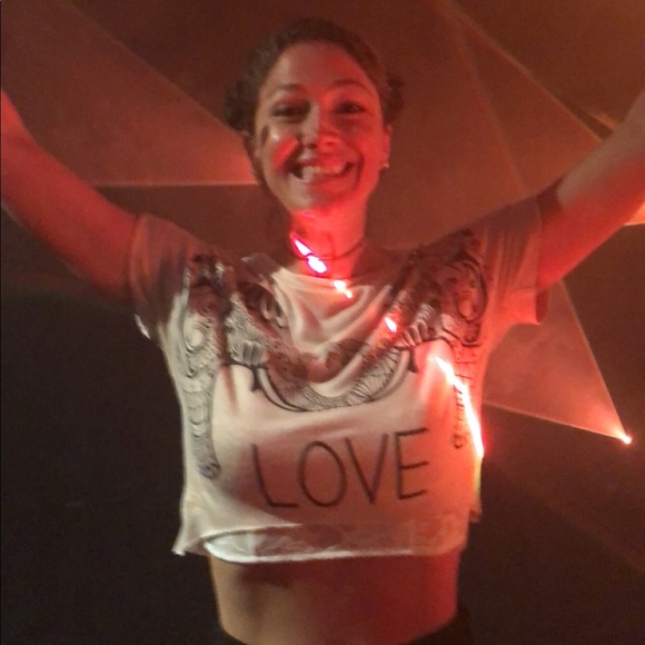 Meet your Posher, Lila - Picture 2 of 2